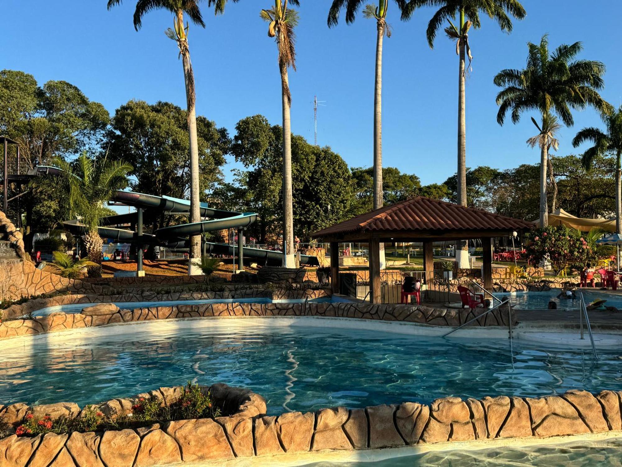 Acquaville Flat E Parque Aquatico Caldas Novas Εξωτερικό φωτογραφία